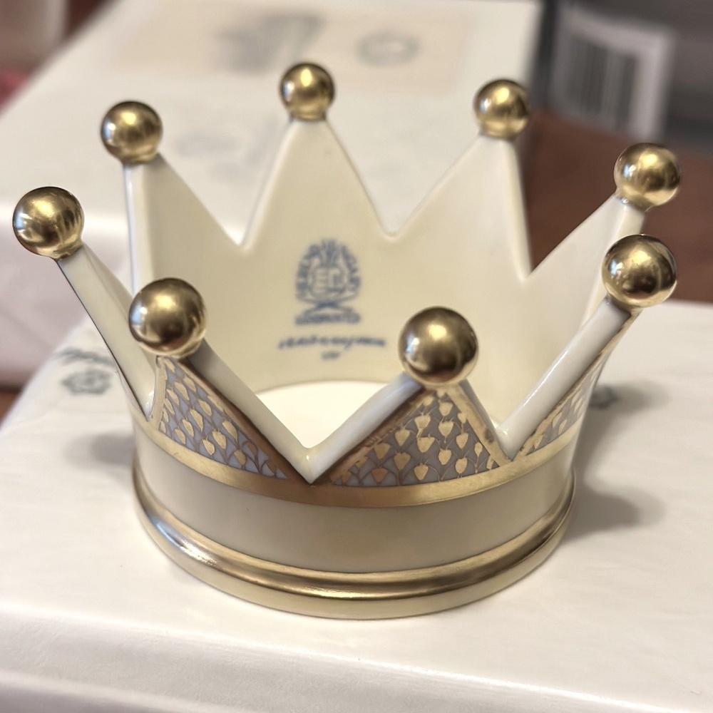 Herend porcelain crown